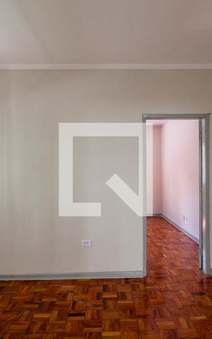 Casa à venda com 150m², 2 quartos e sem vaga Casa à venda com 150m², 2 quartos e sem vagaSala