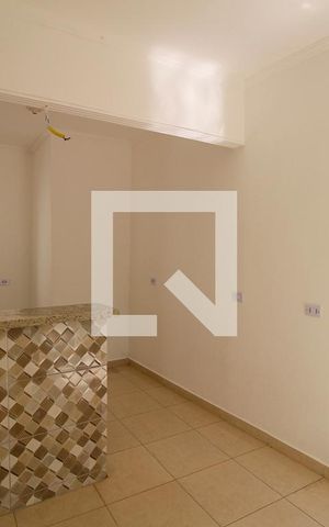 Casa à venda com 150m², 2 quartos e sem vaga Casa à venda com 150m², 2 quartos e sem vagaCozinha