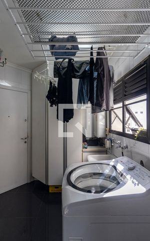 Apartamento à venda com 110m², 3 quartos e 2 vagasÁrea de serviço