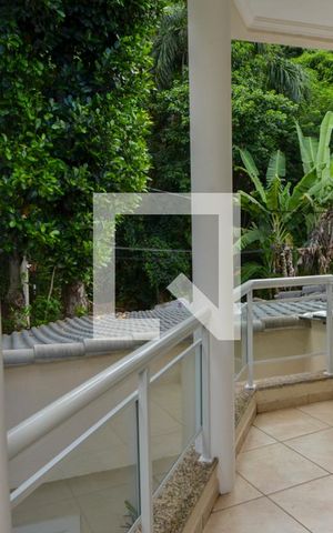 Casa de condomínio à venda com 450m², 5 quartos e 1 vaga Casa de condomínio à venda com 450m², 5 quartos e 1 vagaQuarto 1 - varanda