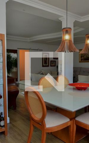 Casa de condomínio à venda com 450m², 5 quartos e 1 vaga Casa de condomínio à venda com 450m², 5 quartos e 1 vagaCozinha