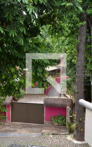 Casa de condomínio à venda com 450m², 5 quartos e 1 vaga Casa de condomínio à venda com 450m², 5 quartos e 1 vagaQuarto 1 - varanda
