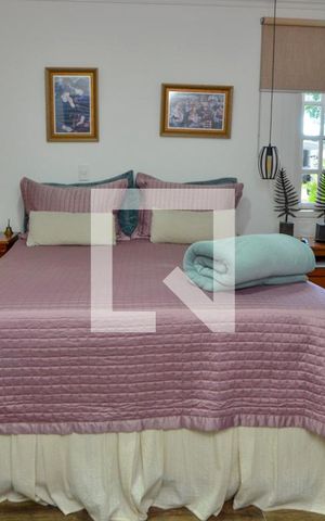 Casa de condomínio à venda com 450m², 5 quartos e 1 vaga Casa de condomínio à venda com 450m², 5 quartos e 1 vagaSuite 1