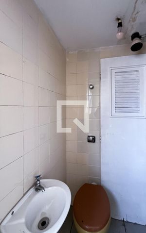 Apartamento à venda com 61m², 2 quartos e 1 vaga Apartamento à venda com 61m², 2 quartos e 1 vagaBanheiro de Serviço