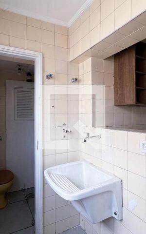 Apartamento à venda com 61m², 2 quartos e 1 vaga Apartamento à venda com 61m², 2 quartos e 1 vagaÁrea de Serviço