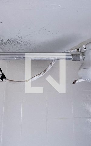 Apartamento à venda com 61m², 2 quartos e 1 vaga Apartamento à venda com 61m², 2 quartos e 1 vagaBanheiro