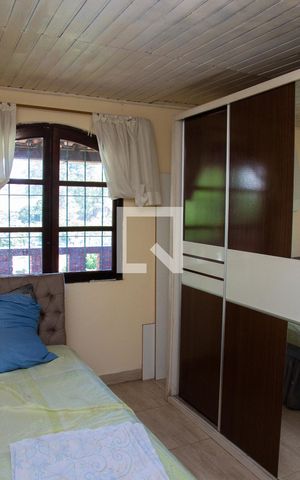 Casa à venda com 240m², 3 quartos e 3 vagas Casa à venda com 240m², 3 quartos e 3 vagasQuarto 3