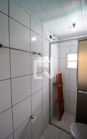 Casa para alugar com 58m², 1 quarto e sem vaga Casa para alugar com 58m², 1 quarto e sem vagaBanheiro Quarto