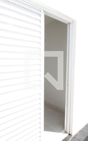 Apartamento para alugar com 67m², 2 quartos e 1 vagaCorredor Quartos