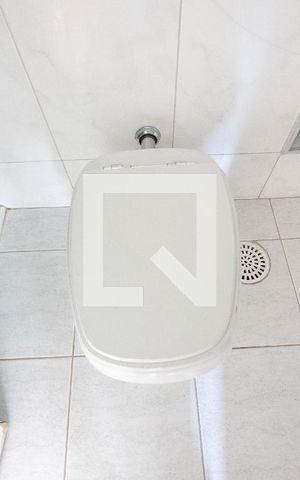 Apartamento à venda com 112m², 3 quartos e 1 vaga Apartamento à venda com 112m², 3 quartos e 1 vagaBanheiro