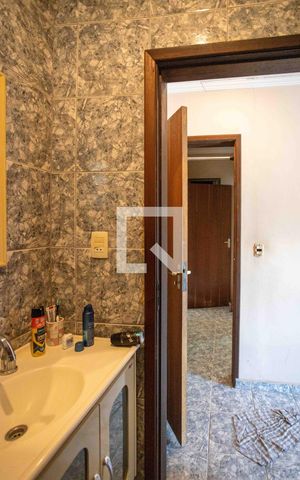 Casa à venda com 250m², 2 quartos e 5 vagasBanheiro da Suíte 1