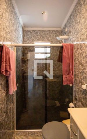 Casa à venda com 250m², 2 quartos e 5 vagasBanheiro da Suíte 1