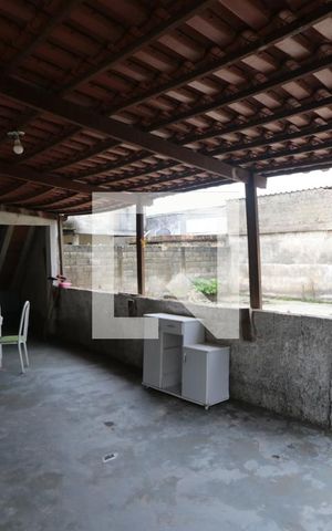 Casa à venda com 83m², 2 quartos e 1 vagaVaranda