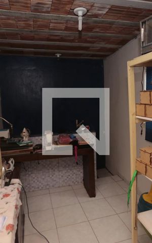 Casa à venda com 83m², 2 quartos e 1 vagaEscritório