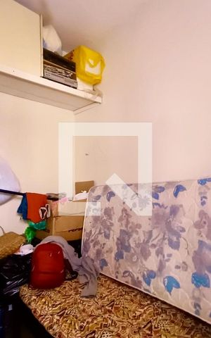 Apartamento à venda com 239m², 4 quartos e 1 vaga Apartamento à venda com 239m², 4 quartos e 1 vagaQuarto serviço 2