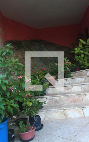 Casa de condomínio à venda com 250m², 3 quartos e 4 vagasÁrea externa