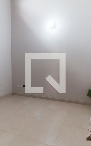 Casa para alugar com 250m², 3 quartos e 4 vagas Casa para alugar com 250m², 3 quartos e 4 vagasHall