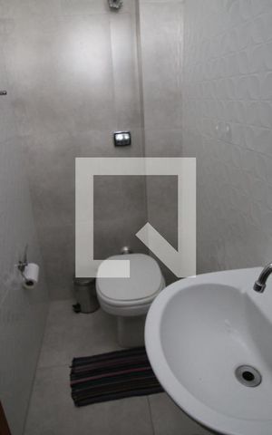 Apartamento à venda com 82m², 3 quartos e 2 vagasBanheiro da Suíte 1