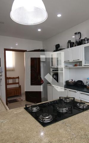 Apartamento à venda com 82m², 3 quartos e 2 vagasCozinha