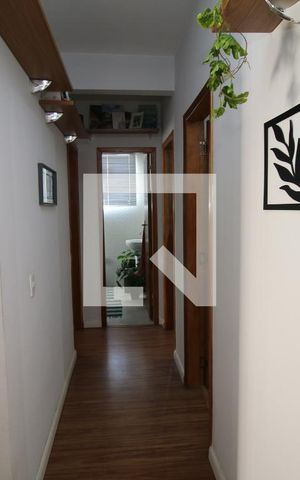 Apartamento à venda com 82m², 3 quartos e 2 vagasCorredor