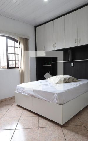 Casa para alugar com 173m², 2 quartos e 1 vagaQuarto 1