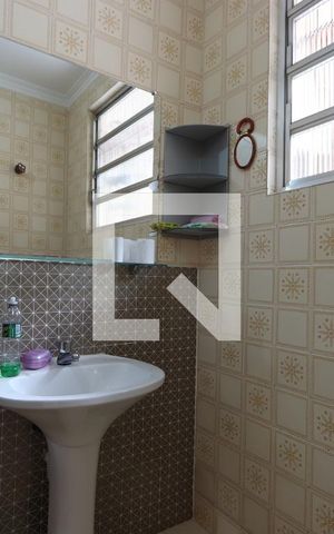 Casa para alugar com 173m², 2 quartos e 1 vagaBanheiro