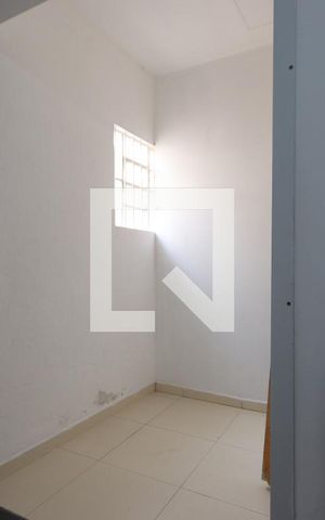 Casa para alugar com 173m², 2 quartos e 1 vagaQuarto 2 - detalhe closet