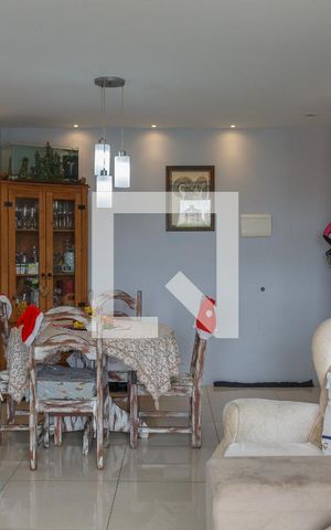 Apartamento à venda com 71m², 3 quartos e 1 vaga Apartamento à venda com 71m², 3 quartos e 1 vagaSala