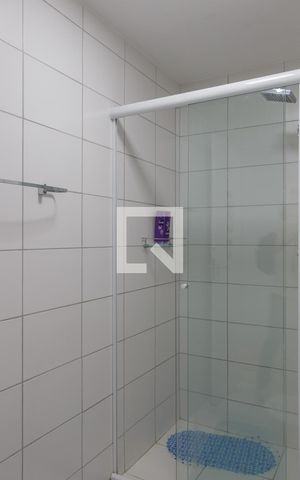 Apartamento à venda com 71m², 3 quartos e 1 vaga Apartamento à venda com 71m², 3 quartos e 1 vagaBanheiro Social