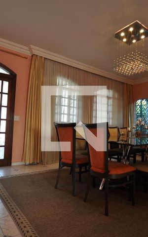 Casa à venda com 650m², 5 quartos e 8 vagasSala de Jantar 1