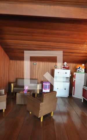 Casa à venda com 650m², 5 quartos e 8 vagasSala de bonecas