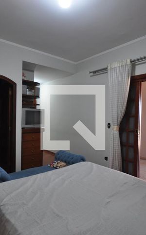 Casa à venda com 650m², 5 quartos e 8 vagasSuite Master