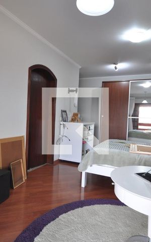Casa à venda com 650m², 5 quartos e 8 vagasSuíte 2