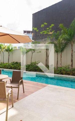 Studio à venda com 27m², 1 quarto e sem vagaÁrea comum - Piscina