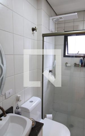 Apartamento para alugar com 75m², 2 quartos e 1 vagaQuarto 2 - Banheiro