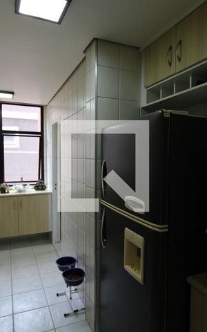 Apartamento para alugar com 75m², 2 quartos e 1 vagaCozinha