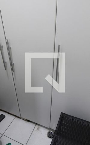 Apartamento para alugar com 75m², 2 quartos e 1 vagaÁrea de Serviço