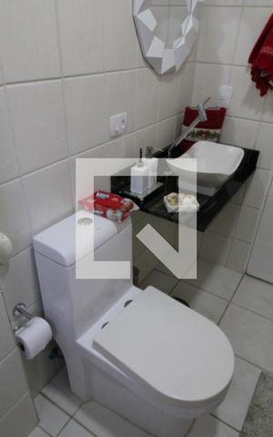 Apartamento para alugar com 75m², 2 quartos e 1 vagaBanheiro