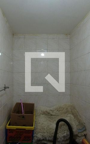 Casa à venda com 280m², 3 quartos e 2 vagasbanheiro desativado