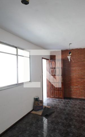 Casa de condomínio para alugar com 97m², 3 quartos e 1 vagaSala