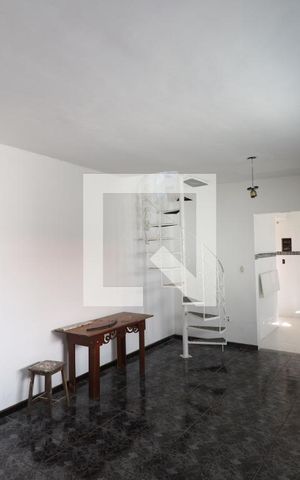Casa de condomínio para alugar com 97m², 3 quartos e 1 vagaSala