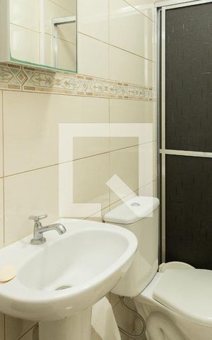 Apartamento à venda com 56m², 2 quartos e 1 vaga Apartamento à venda com 56m², 2 quartos e 1 vagaBanheiro Social
