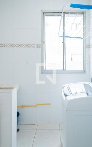Apartamento à venda com 56m², 2 quartos e 1 vaga Apartamento à venda com 56m², 2 quartos e 1 vagaÁrea de Serviço