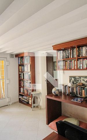 Casa à venda com 290m², 5 quartos e 2 vagas Casa à venda com 290m², 5 quartos e 2 vagasSala 2