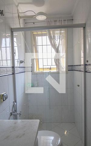 Casa à venda com 290m², 5 quartos e 2 vagas Casa à venda com 290m², 5 quartos e 2 vagasBanheiro da Suíte 2