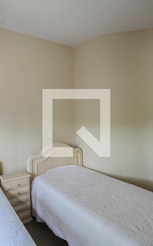 Casa à venda com 290m², 5 quartos e 2 vagas Casa à venda com 290m², 5 quartos e 2 vagasQuarto 2