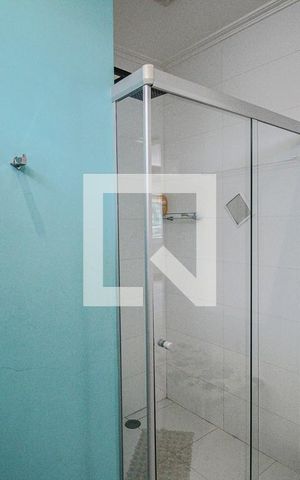 Casa à venda com 290m², 5 quartos e 2 vagas Casa à venda com 290m², 5 quartos e 2 vagasBanheiro da Suíte 1