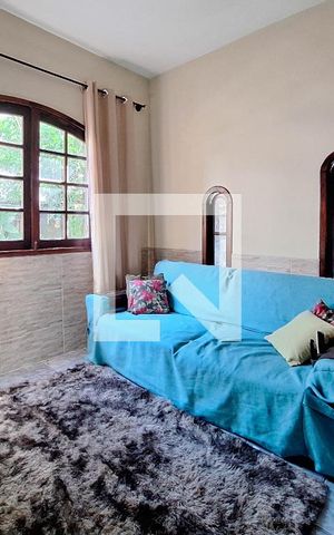Casa à venda com 300m², 3 quartos e 2 vagas Casa à venda com 300m², 3 quartos e 2 vagasSala 2