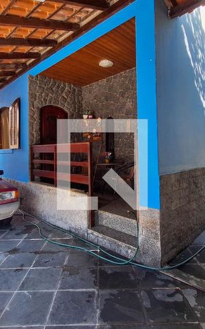 Casa à venda com 300m², 3 quartos e 2 vagas Casa à venda com 300m², 3 quartos e 2 vagasGaragem