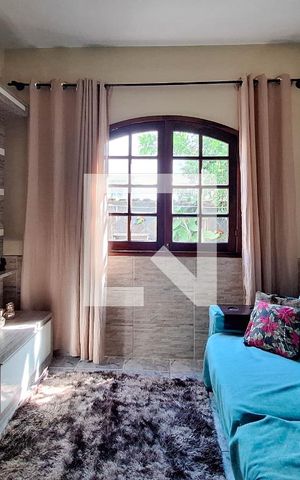 Casa à venda com 300m², 3 quartos e 2 vagas Casa à venda com 300m², 3 quartos e 2 vagasSala 2